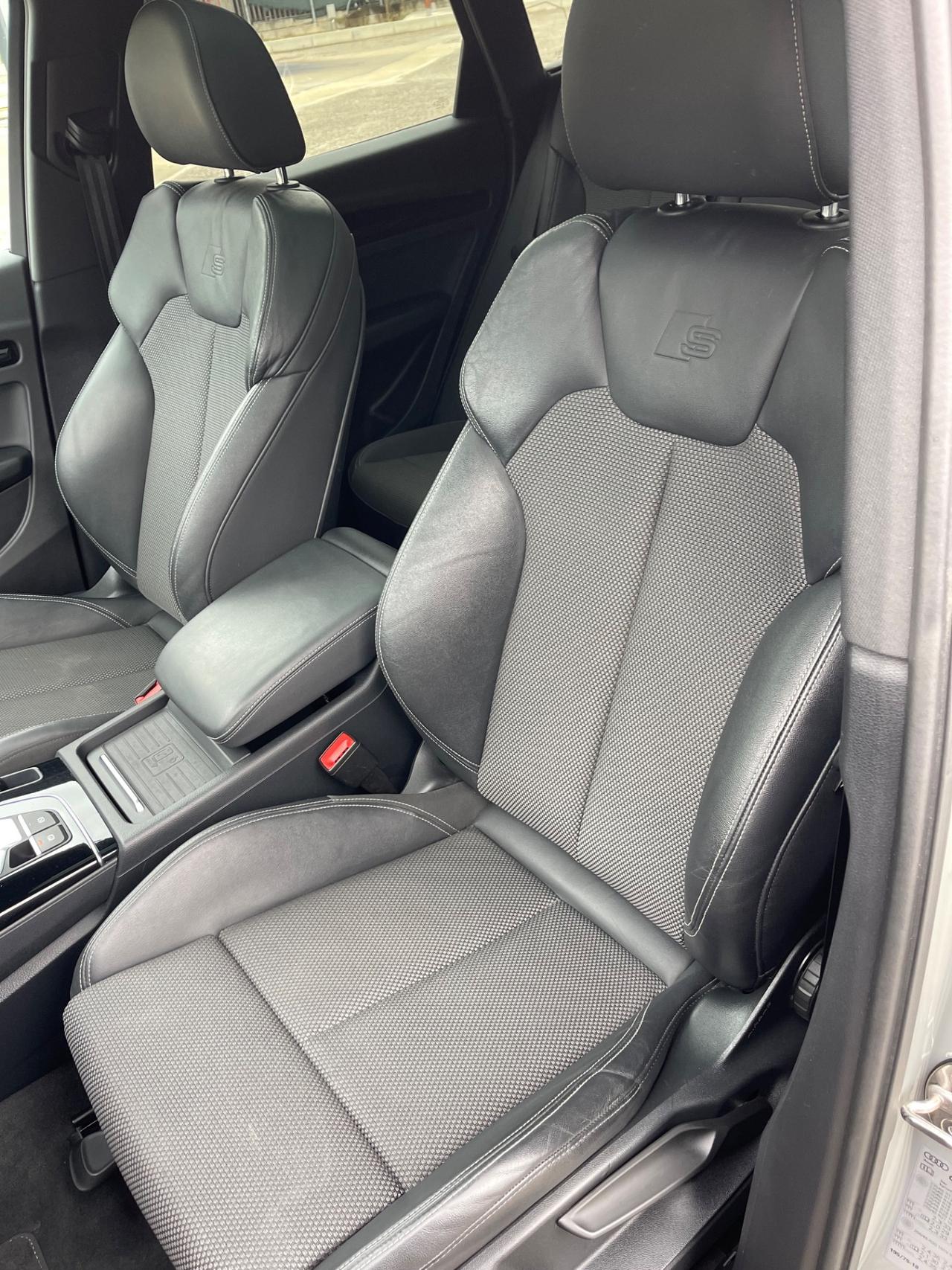 Audi Q5 SPB 40 TDI quattro S tronic Identity Black
