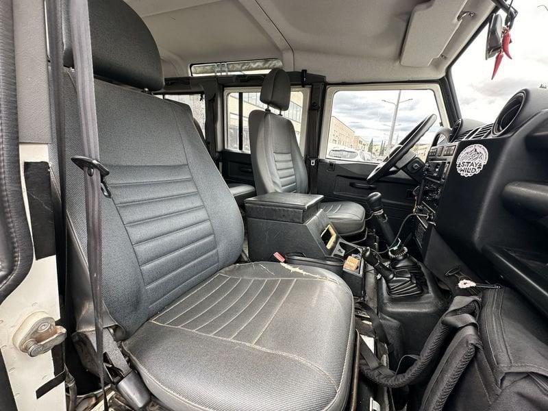 Land Rover Defender Defender 110 2.4 td SW 122cv