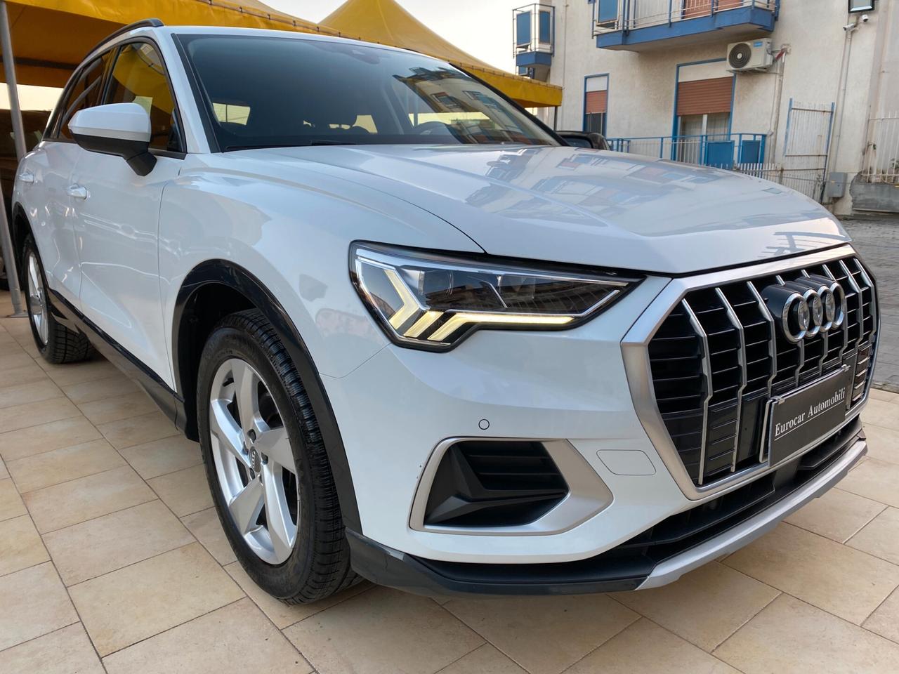 Audi Q3 35 TDI S tronic - S line