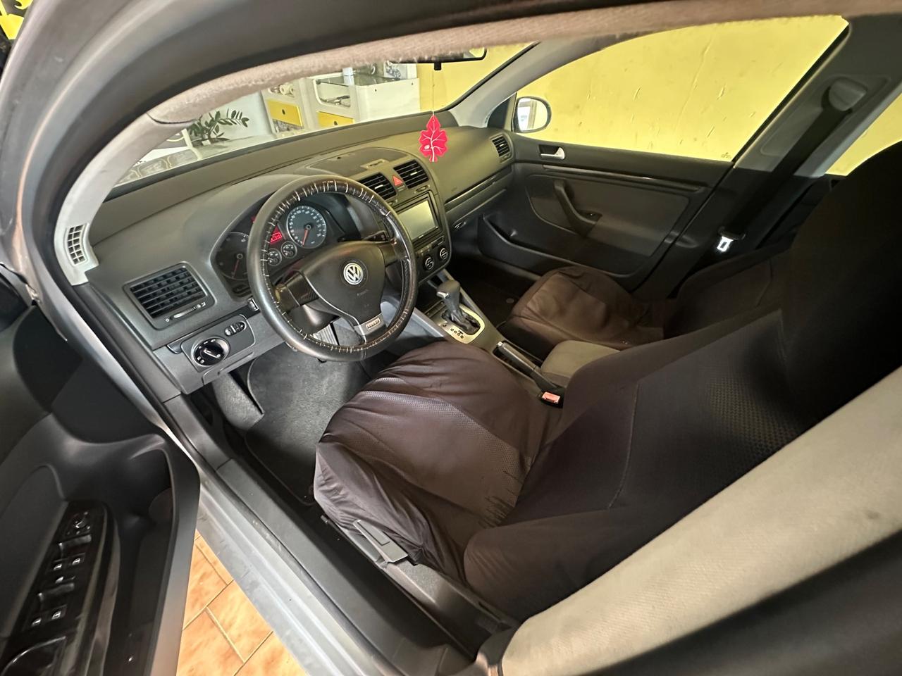 Volkswagen Golf Gtd cambio automatico
