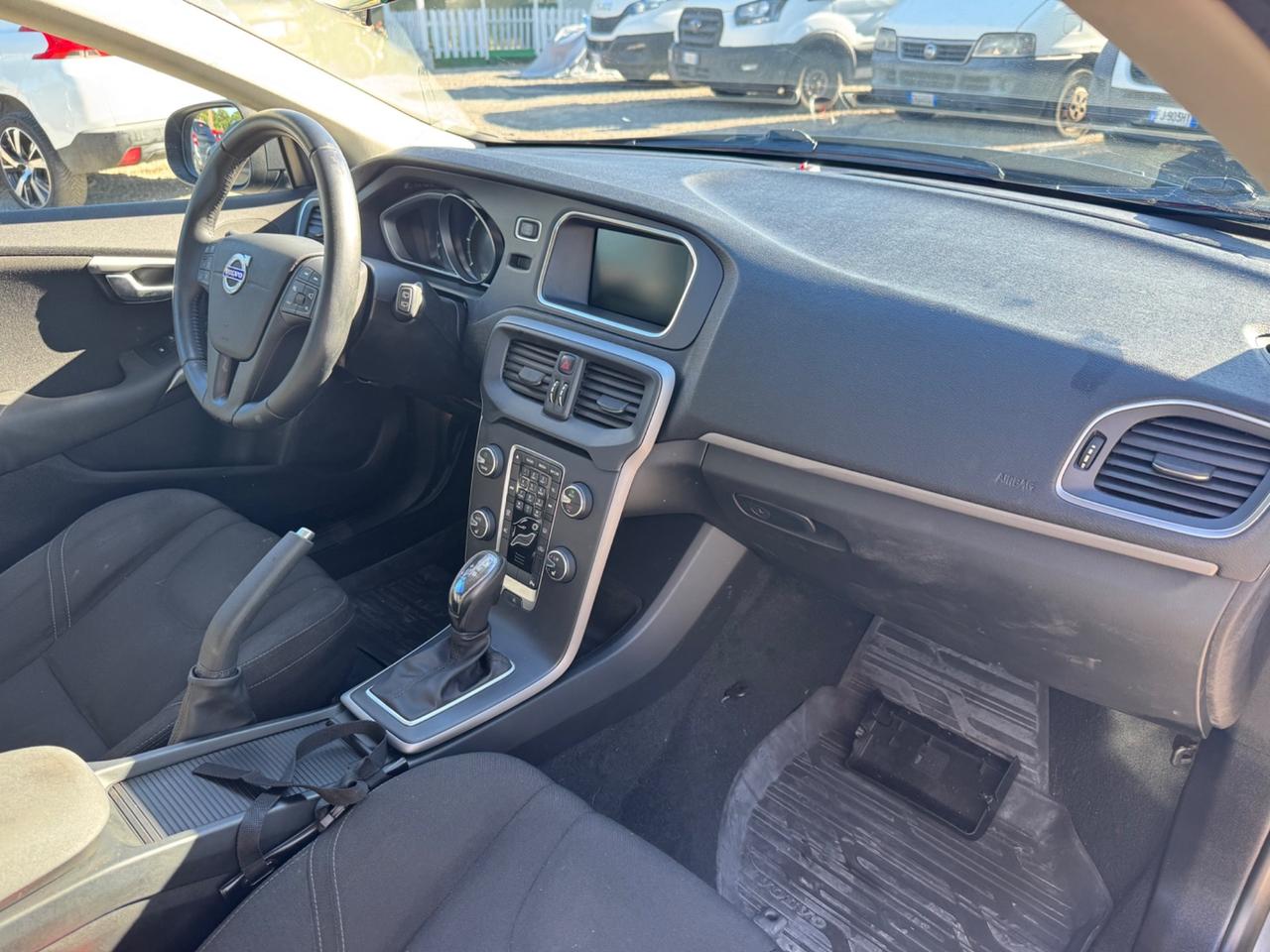 Volvo V40 D2 1.6 Powershift Summum