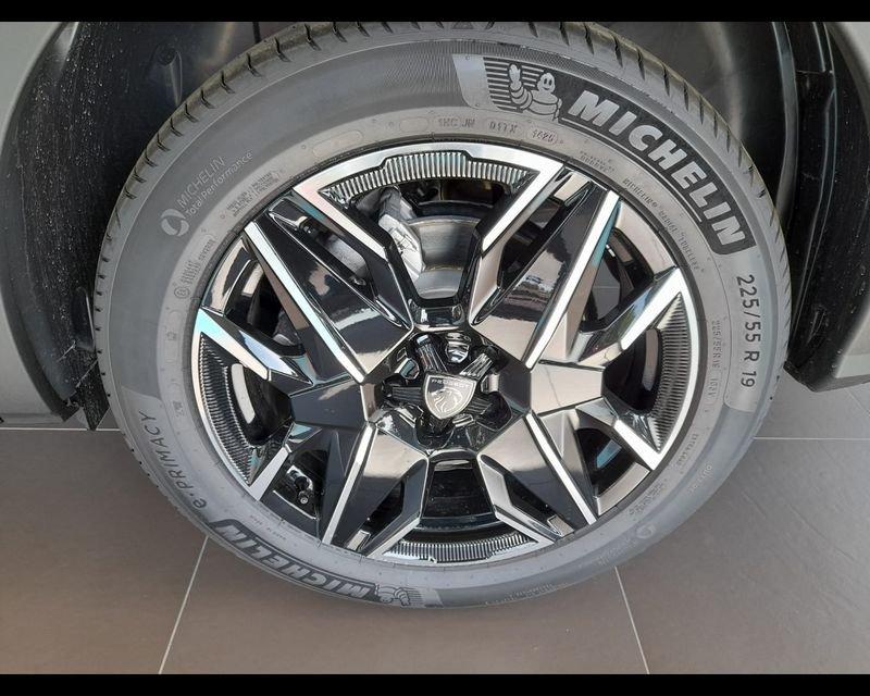 Peugeot 5008 Nuovo Hybrid 145 e-DCS6 ALLURE