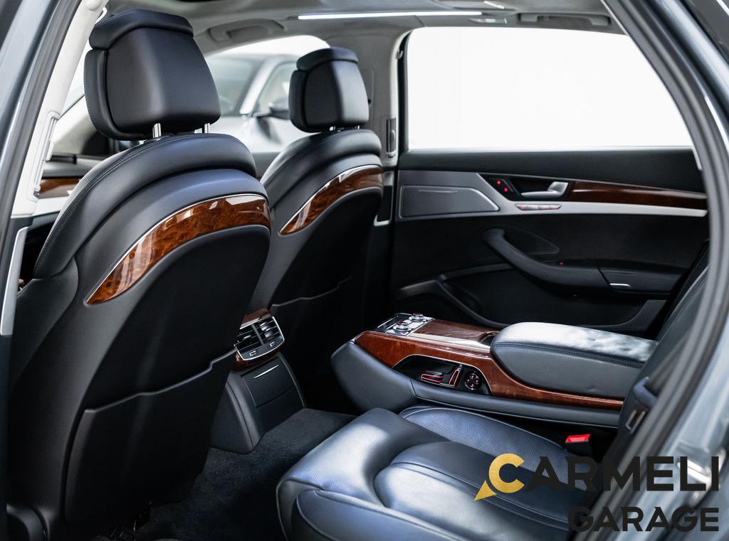 Audi A8 III 2013 L 6.3 W12 quattro tiptronic