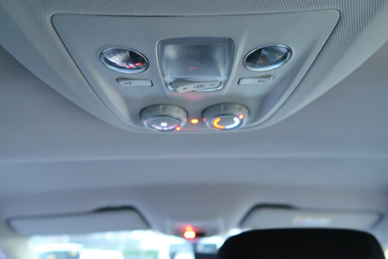 Opel Zafira Life 2.0 Diesel Aut. Business 9 Posti