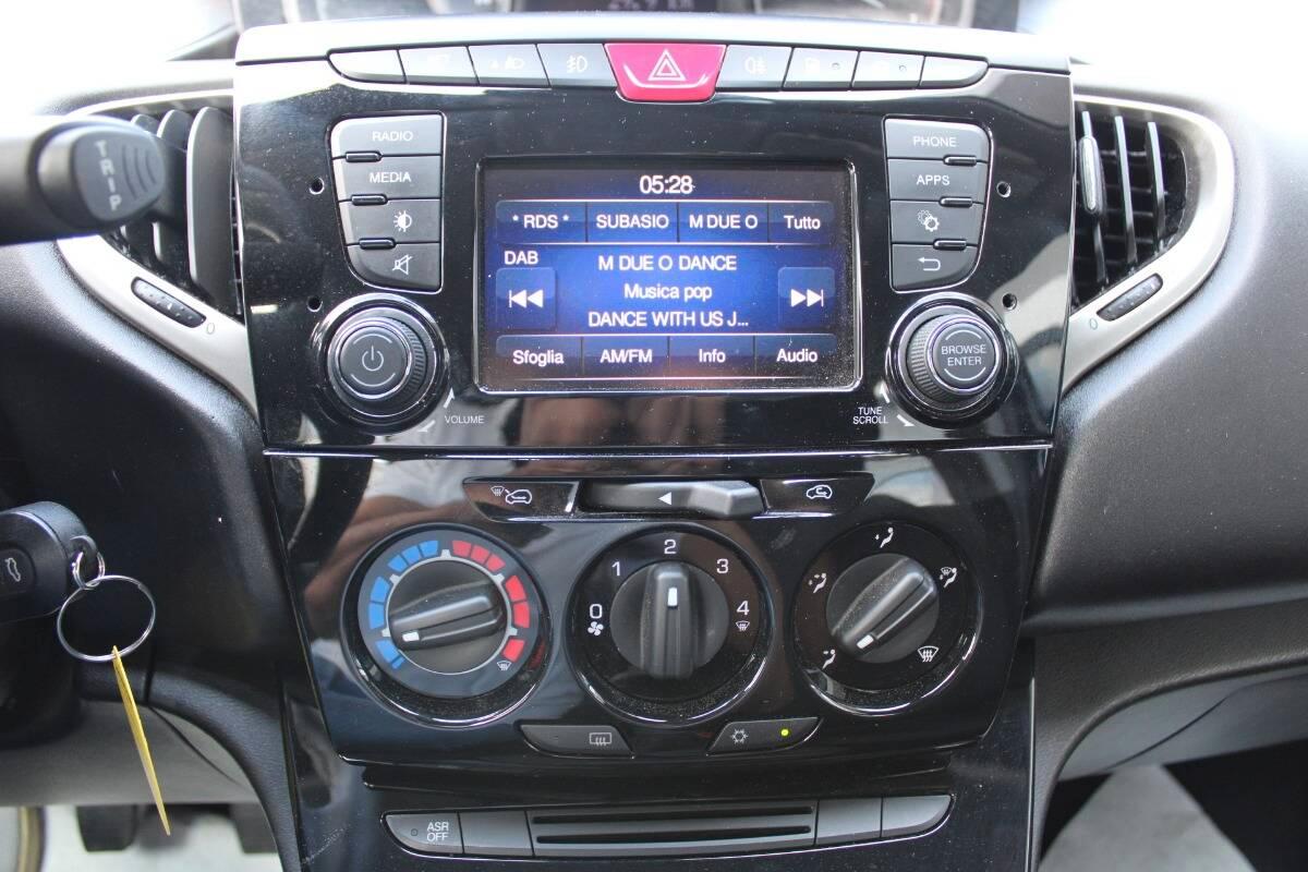 Lancia Ypsilon 1.2 Gold ecochic Gpl 69cv