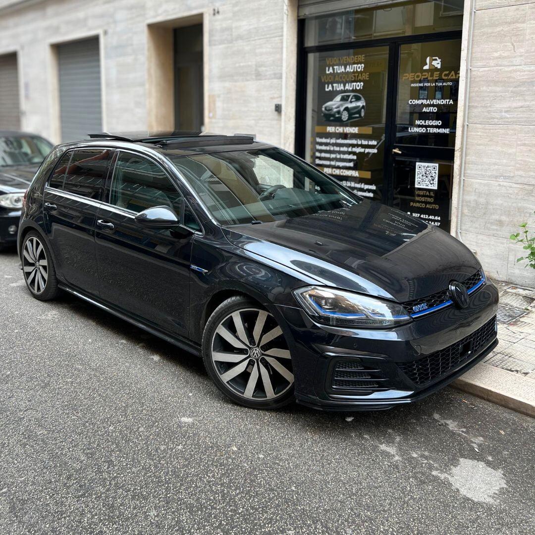 Volkswagen Golf 1.4 GTE dsg 150cv