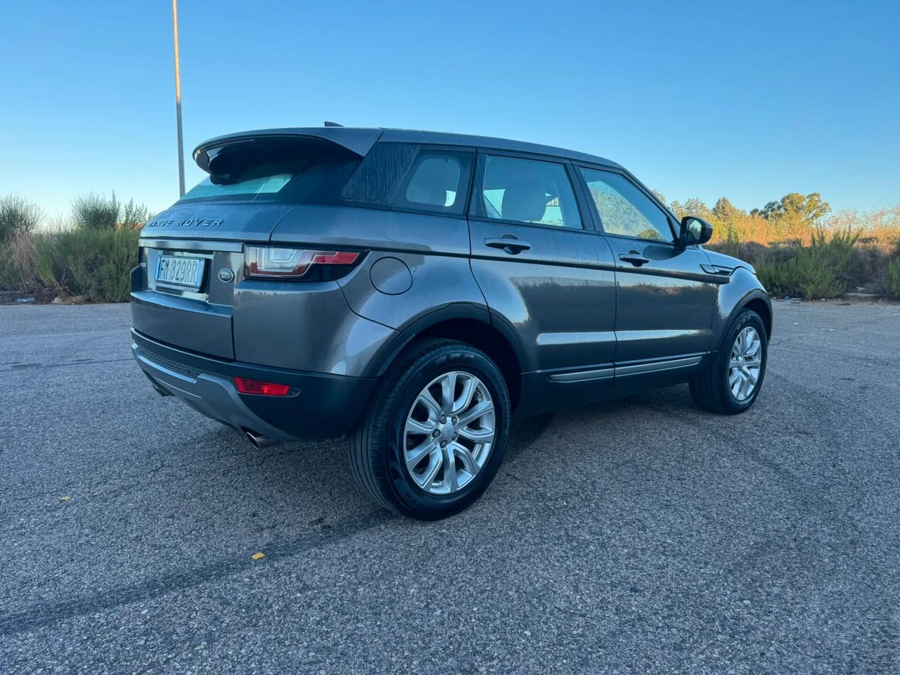 Range Evoque 2.0 TD4 2018 SOLO 134.000 KM