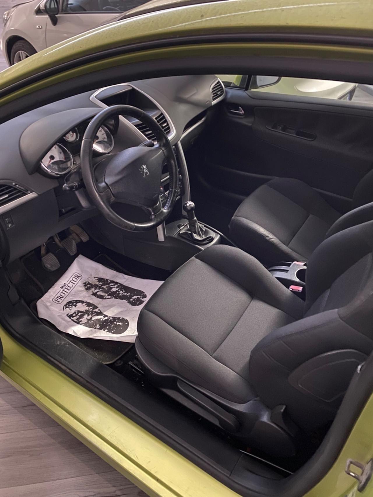 Peugeot 207 1.4 88CV 3p. XS