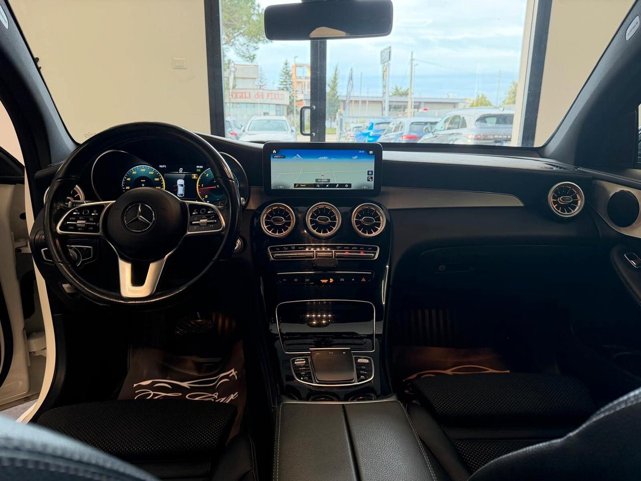 MERCEDES GLC 300D CUOPE' PREMIUM 4MATIC 2.0 245CV TETTO PELLE NAVI ANNO 2021