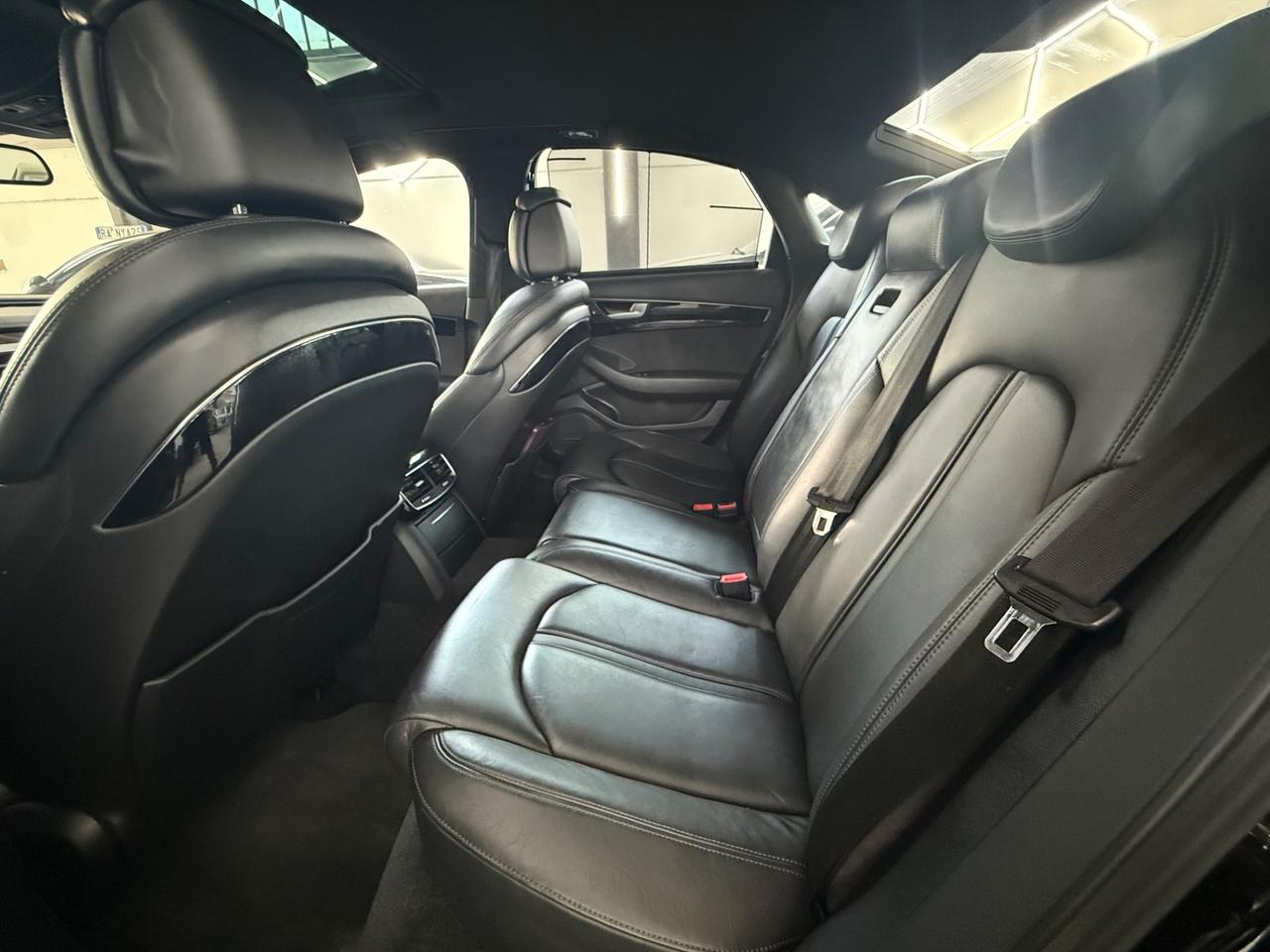 Audi A8 3.0 TDI 250 CV clean diesel quattro tiptronic