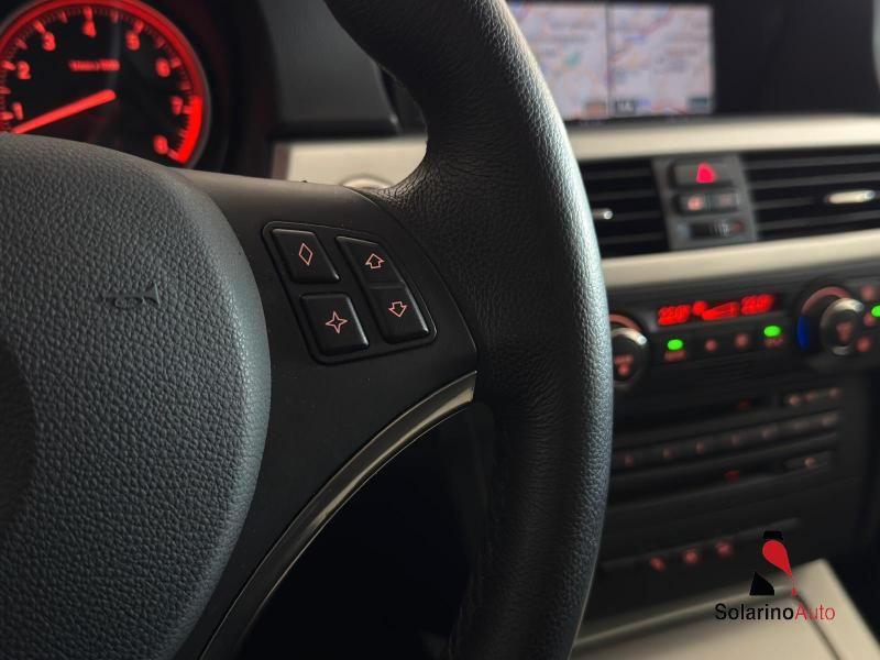 BMW 330 xi Coupe Attiva