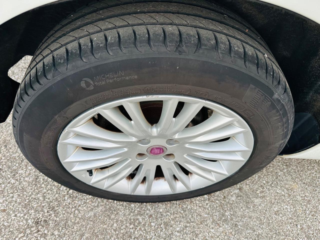 Fiat Bravo 1.9 MJT 120 CV DPF Sport Drive