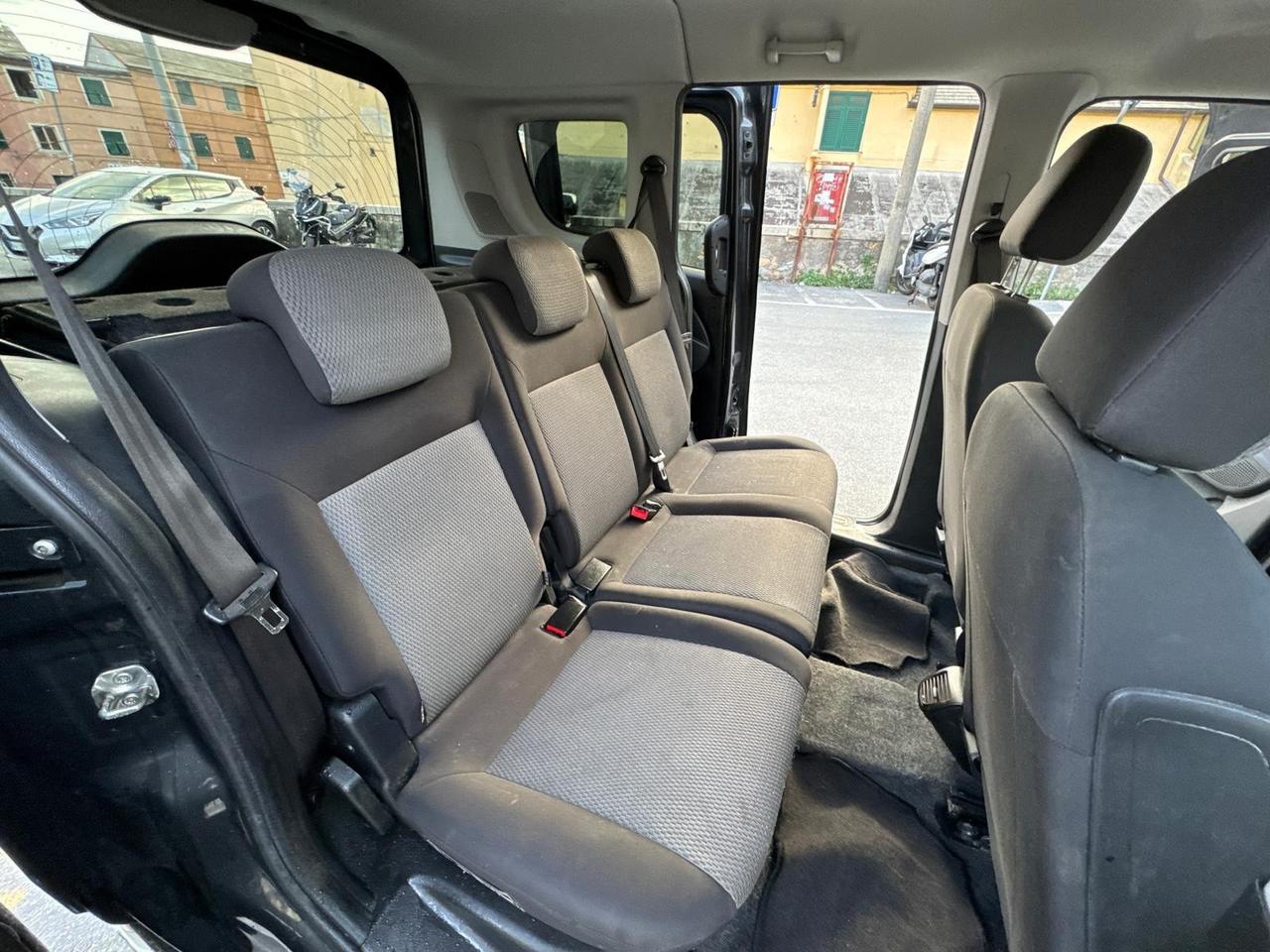 Fiat Doblo Doblò 2.0 MJT 16V Emotion 5 posti 2013