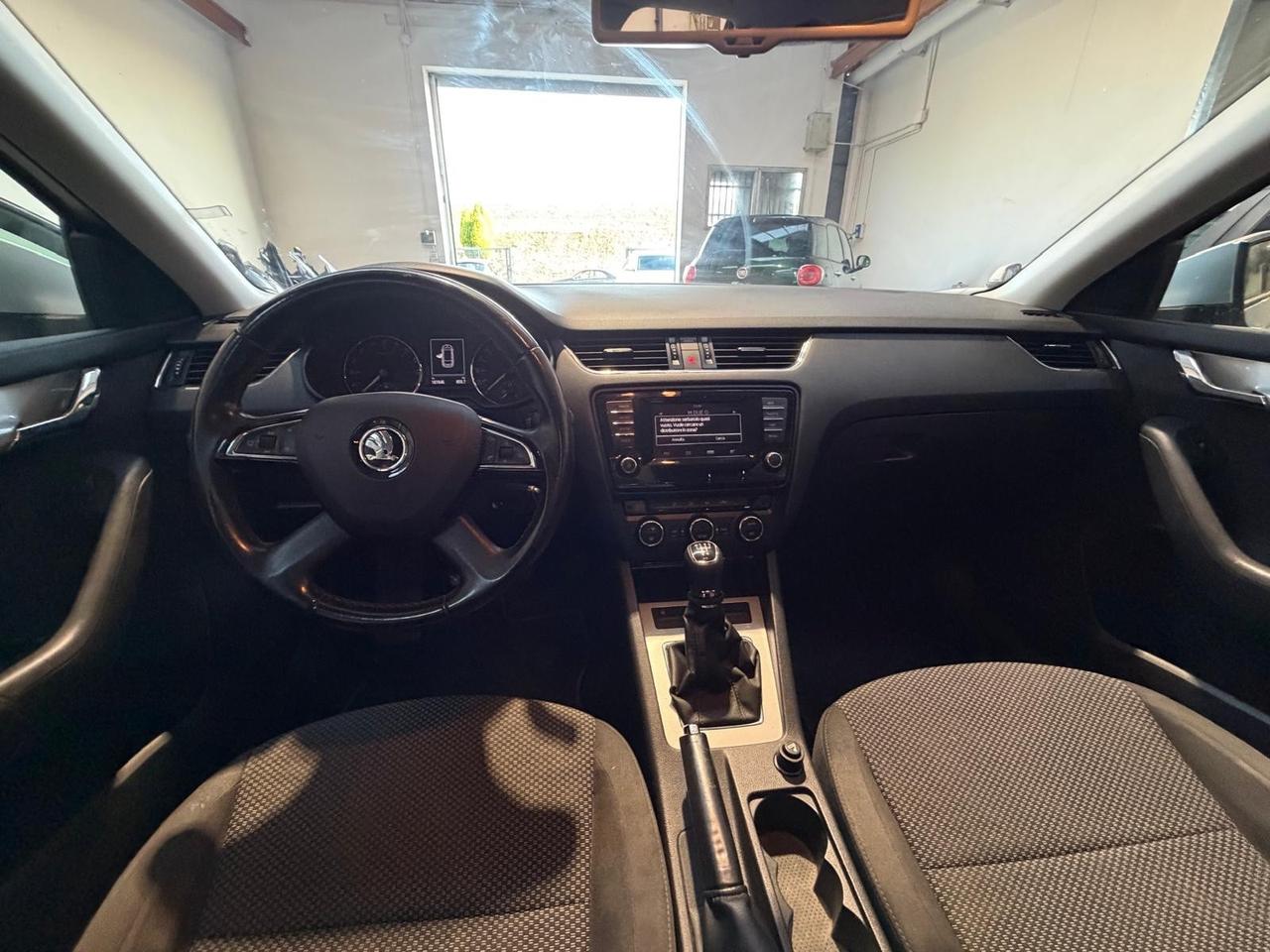 Skoda Octavia 1.6 TDI CR 105 CV Wagon Ambition