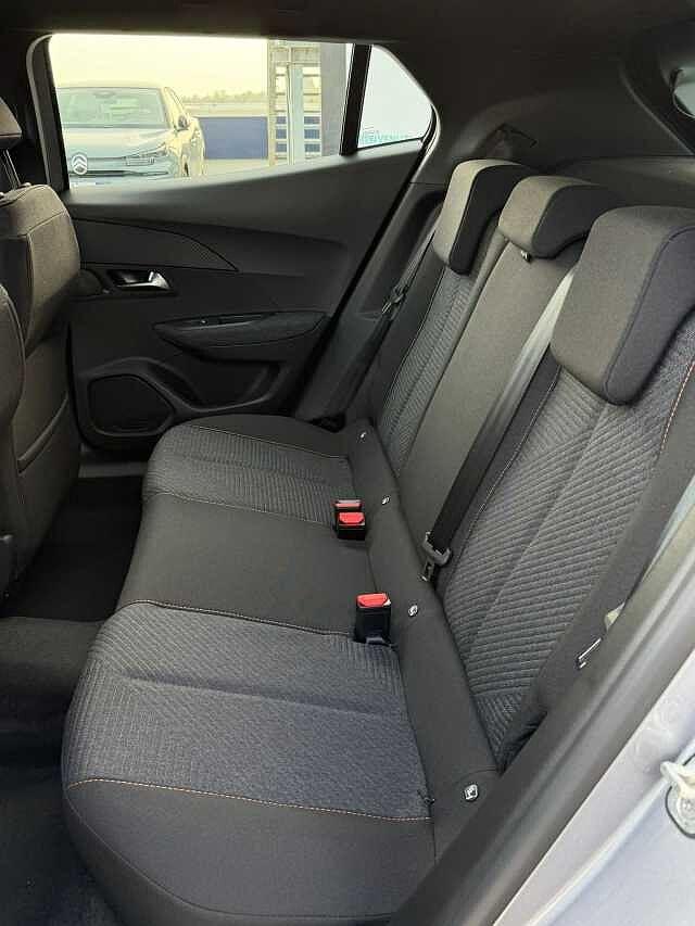 Peugeot 2008 Hybrid 136 e-DCS6 Style