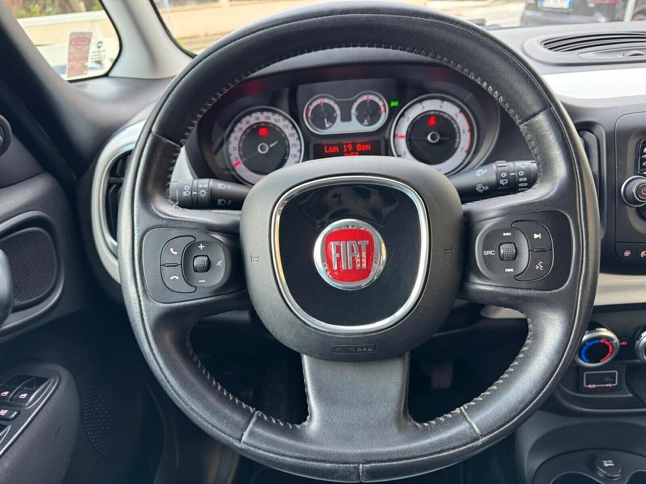 FIAT 500L 1.6 Multijet 105cv LOUNGE NEOPATENTATI