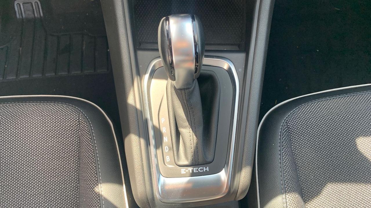 Renault Captur Full Hybrid E-Tech 145 CV Intens