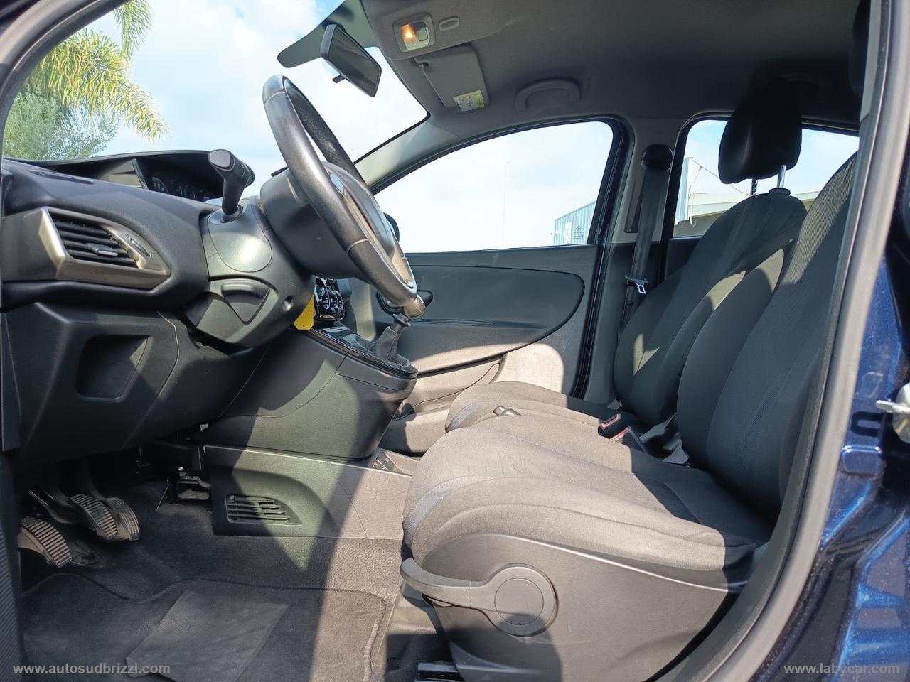 LANCIA Ypsilon 1.2 69 CV 5p. S&S Gold