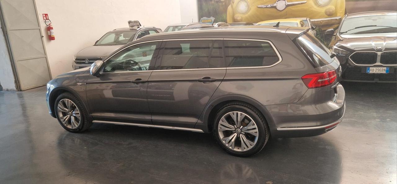 Volkswagen Passat Alltrack 2.0 TDI 190 CV 4MOTION DSG BMT