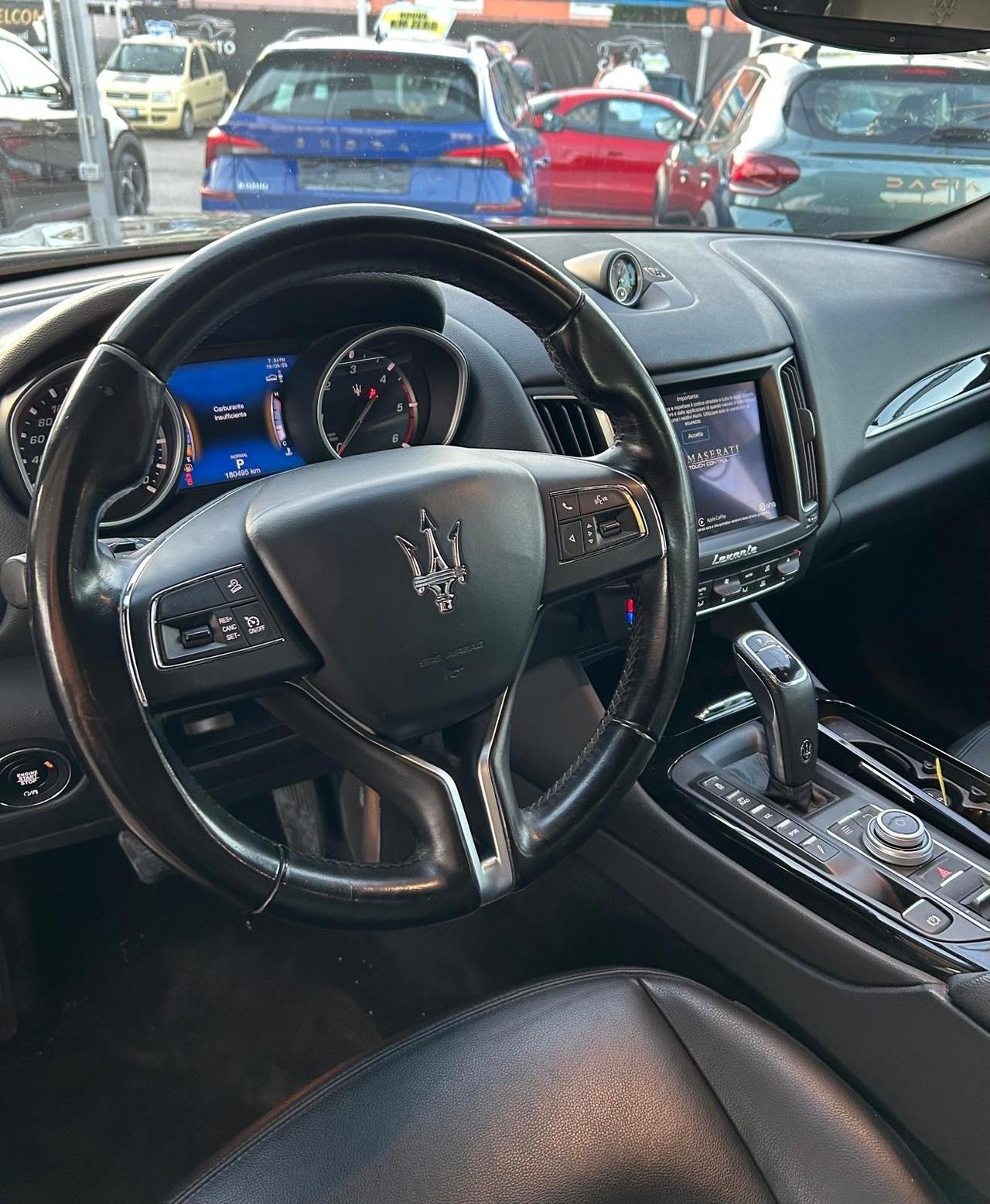 Maserati Levante motore nuovo