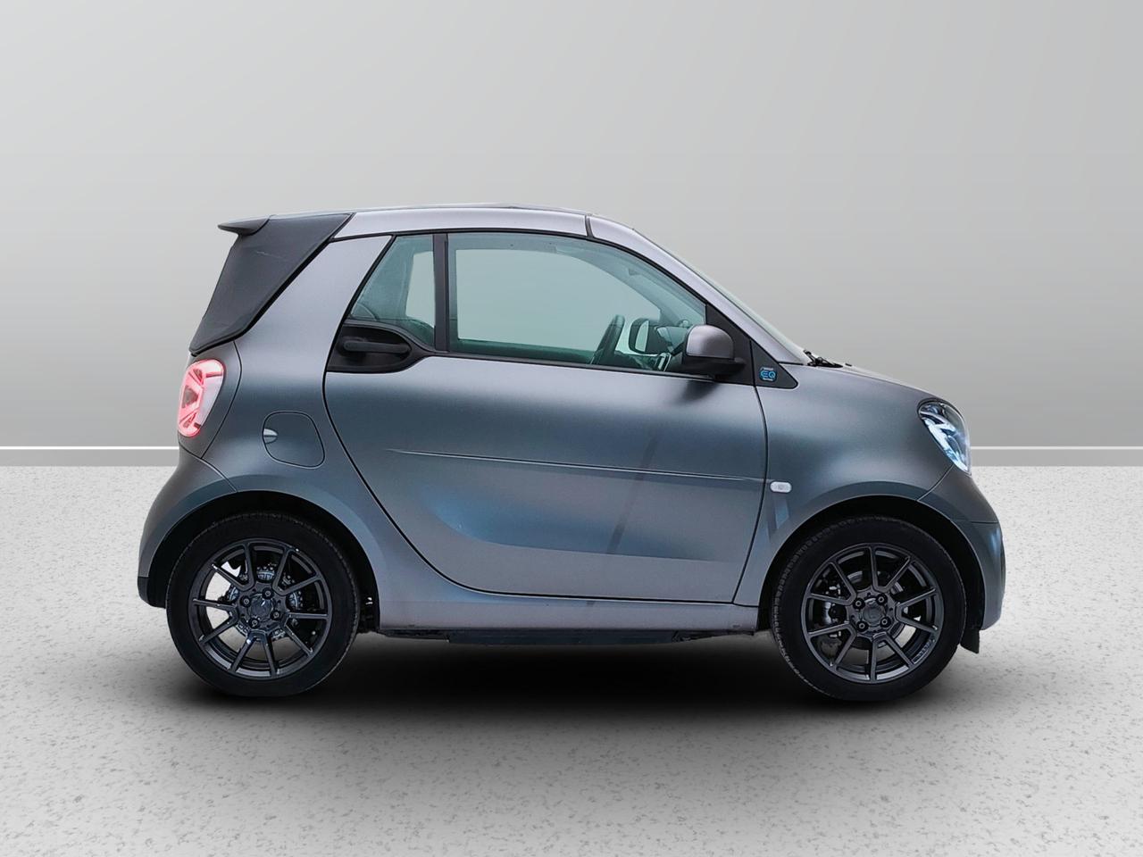 SMART Fortwo III 2020 Cabrio - Fortwo Cabrio eq suitegrey-grey 22kW