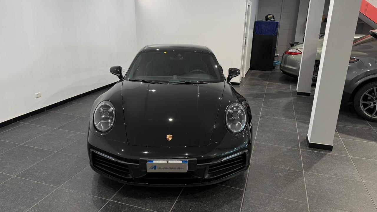 Porsche 911 Carrera