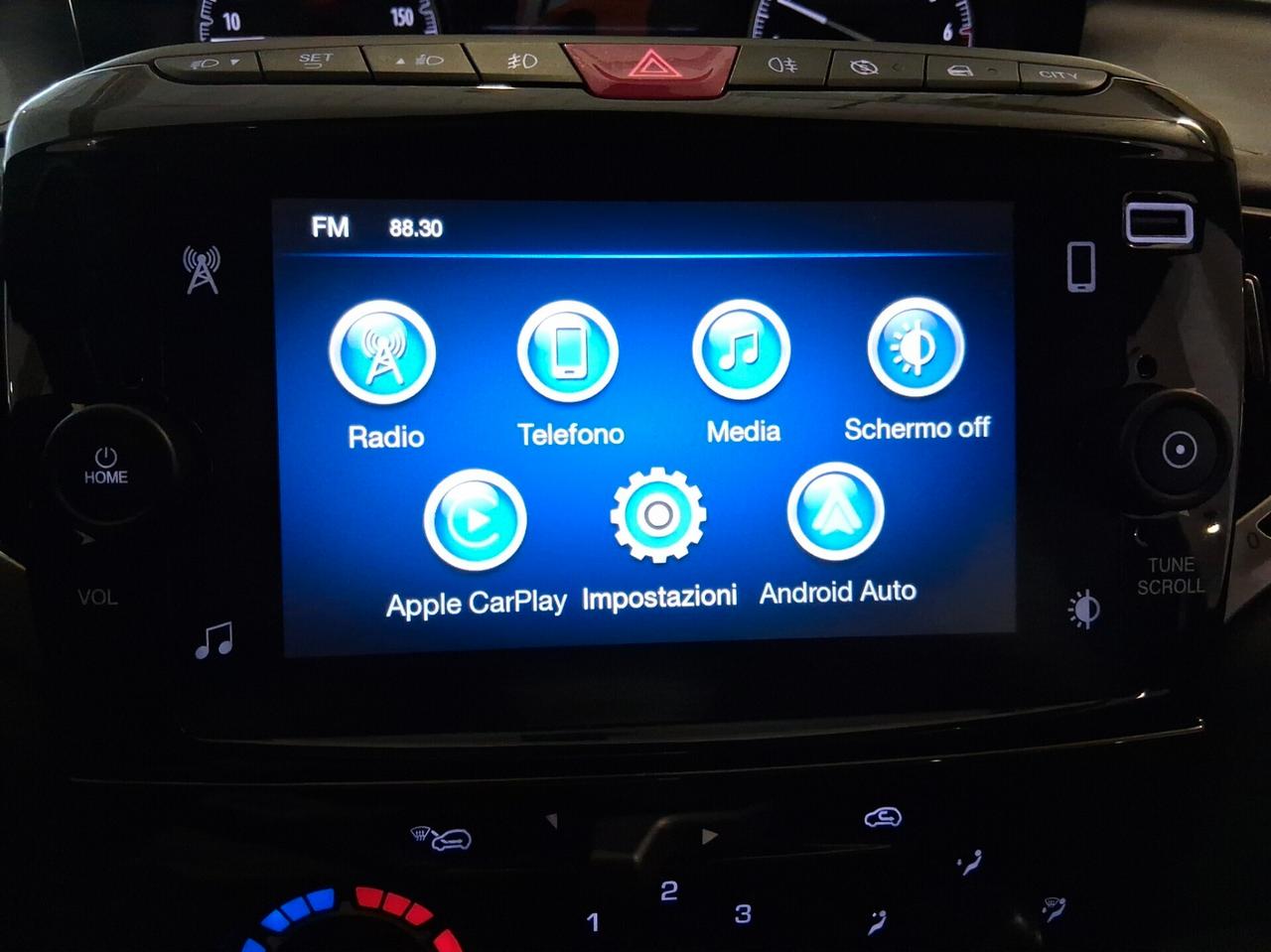 Lancia Ypsilon 1.0 FireFly 5 porte S&S Hybrid Ecochic Silver