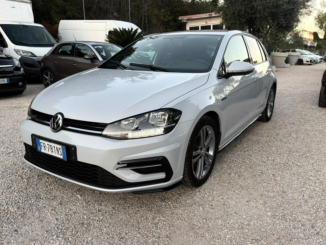 Volkswagen Golf 1.4 TSI R-Line Executive BlueMotion Technology