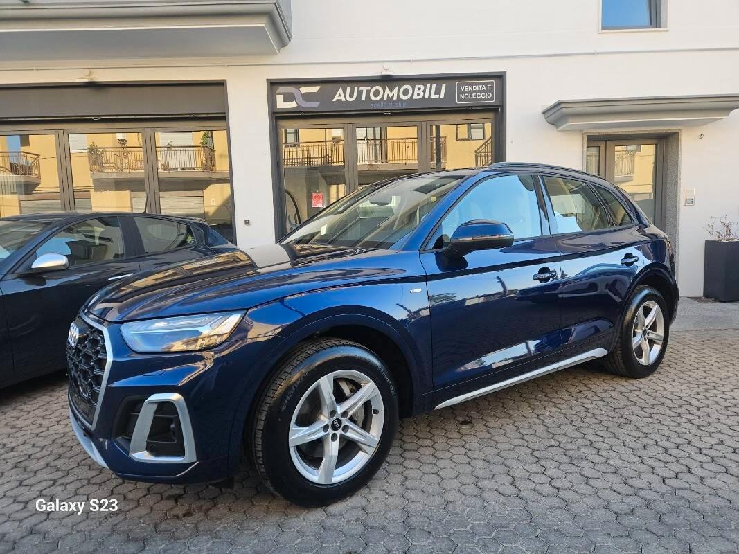 Audi Q5 35 2.0 tdi mhev 12V Business s-tronic