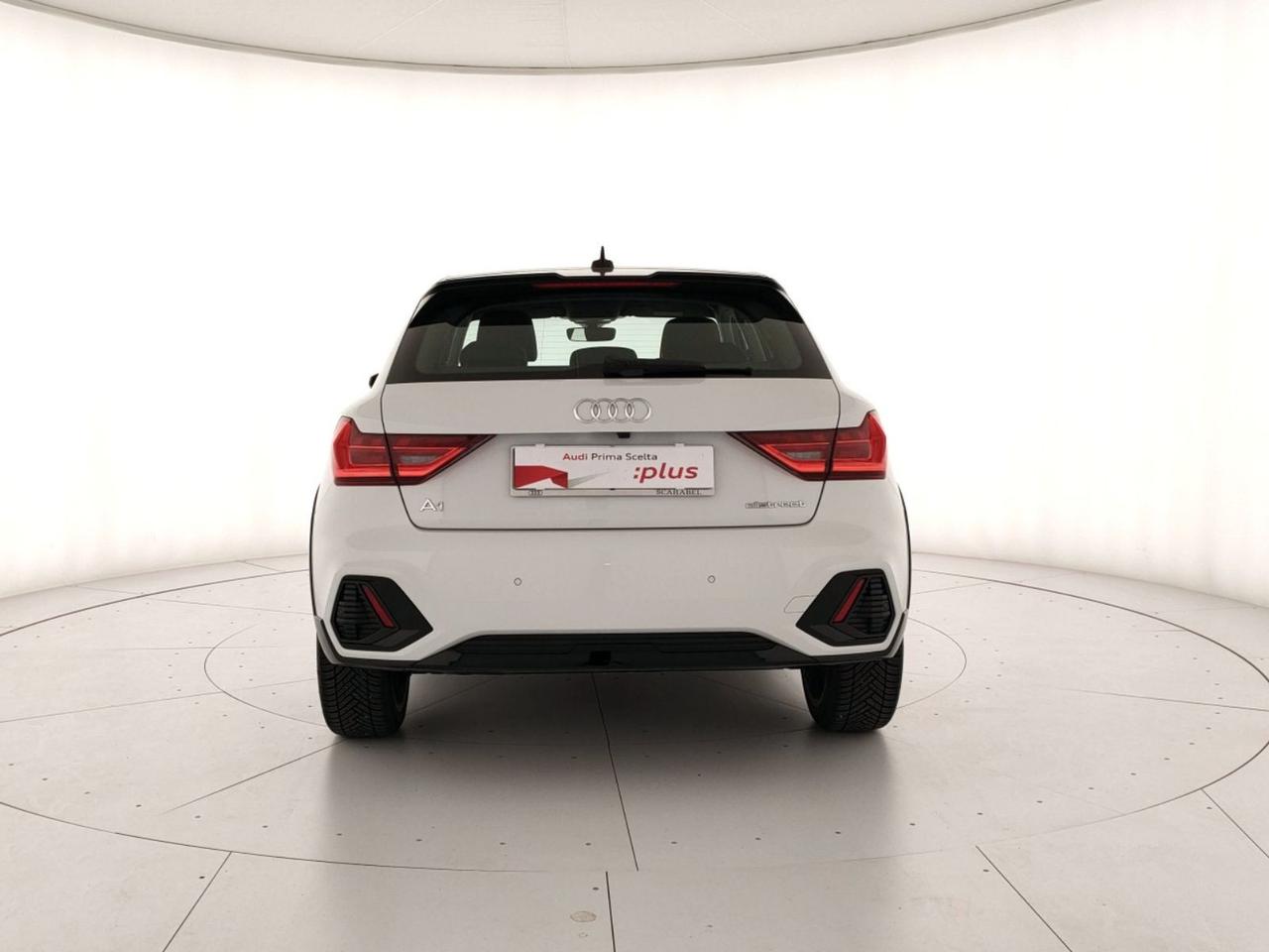 Audi A1 allstreet 30 1.0 tfsi identity contrast 116cv s tronic