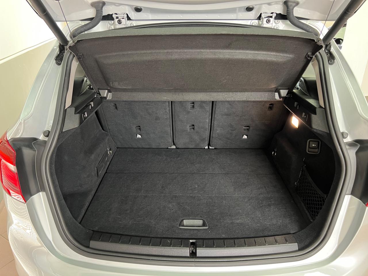 Bmw 2er Active Tourer 218d Advantage