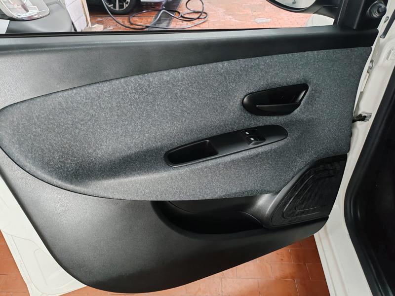 Lancia Ypsilon 5 Porte Ypsilon 1.0 hybrid Silver s&s 70cv