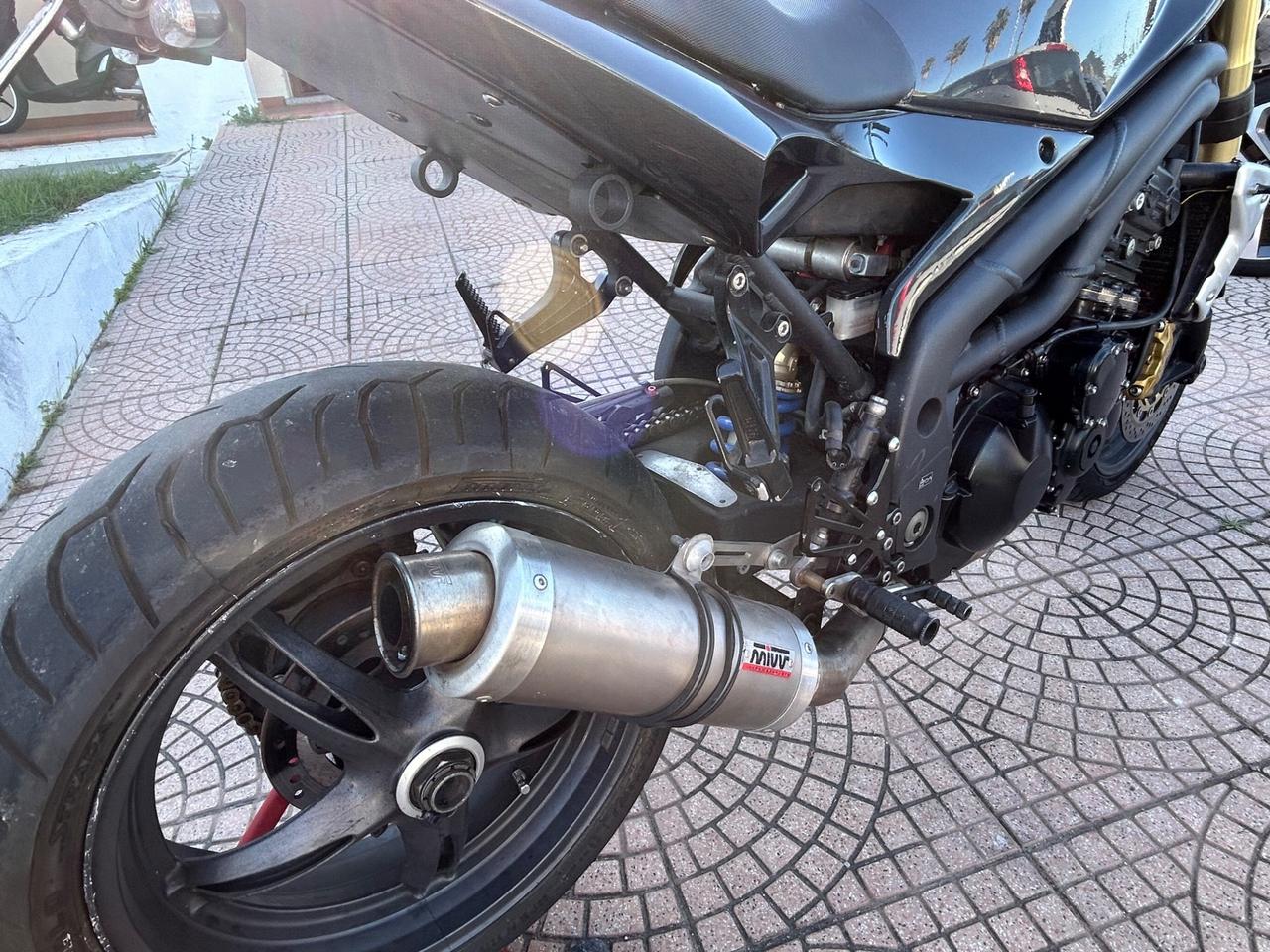 Triumph Speed Triple 1050