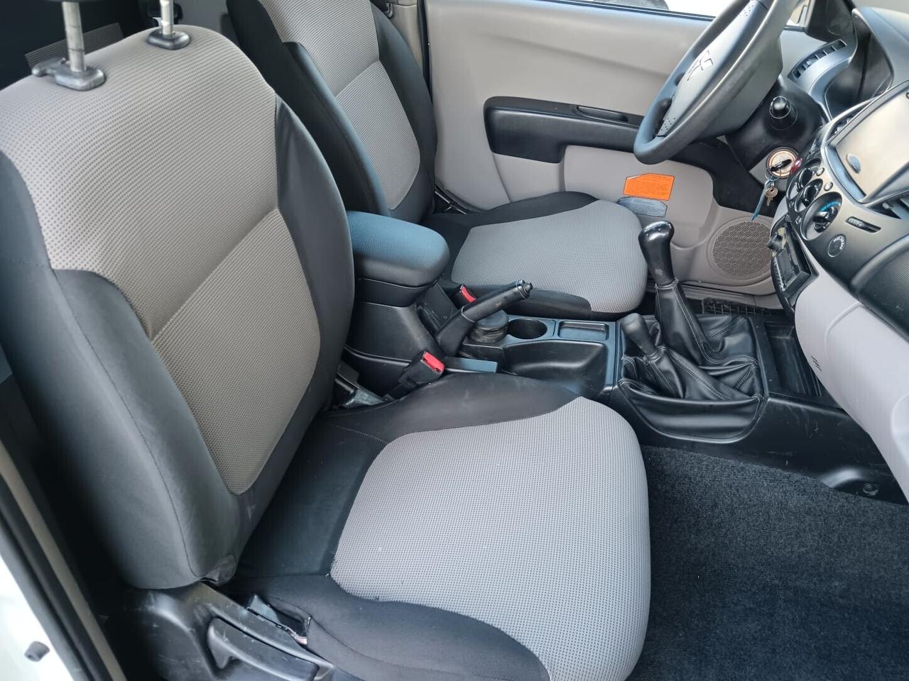 Mitsubishi L200 2.5 DI-D/136CV Club Cab Invite DPF