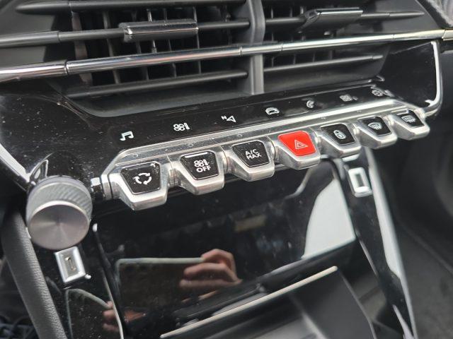 PEUGEOT 2008 PureTech GT Line