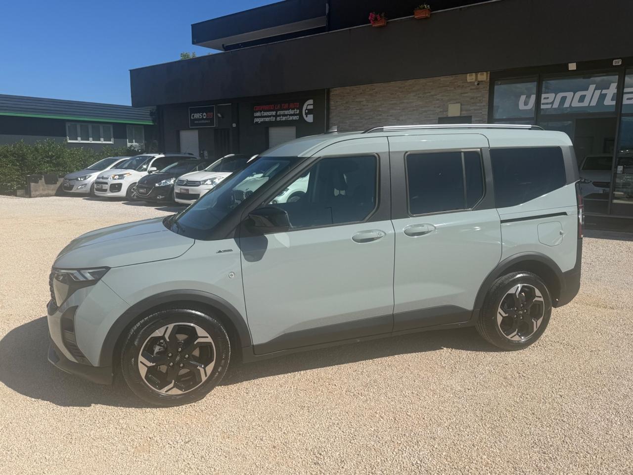 Ford Tourneo Courier 1.0 EcoBoost Powershift Active
