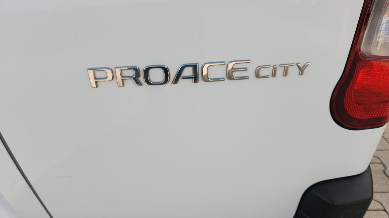 Toyota Proace 1.5 DIESEL CITY