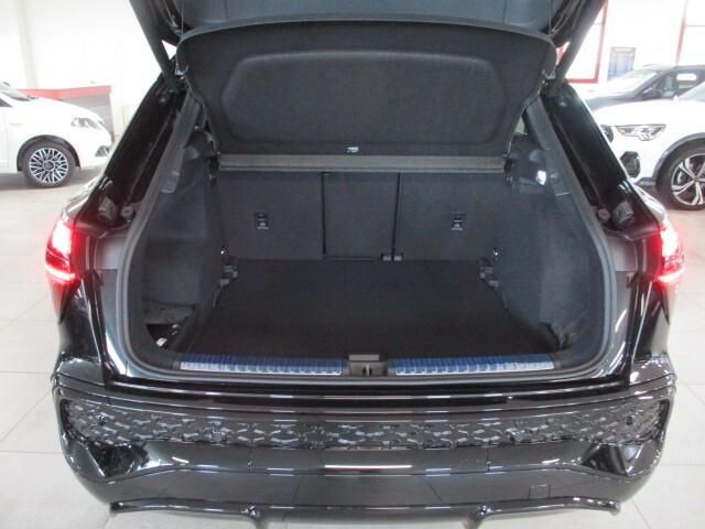 Audi Q3 Blackline 2.0 TDI 150CV S-Tronic