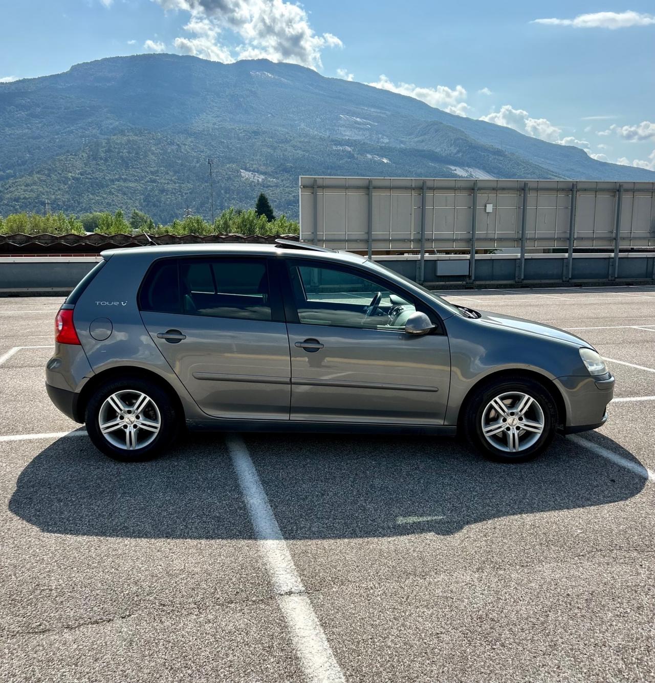 Volkswagen Golf 1.9 TDI GT Sport TETTO PANORAM.