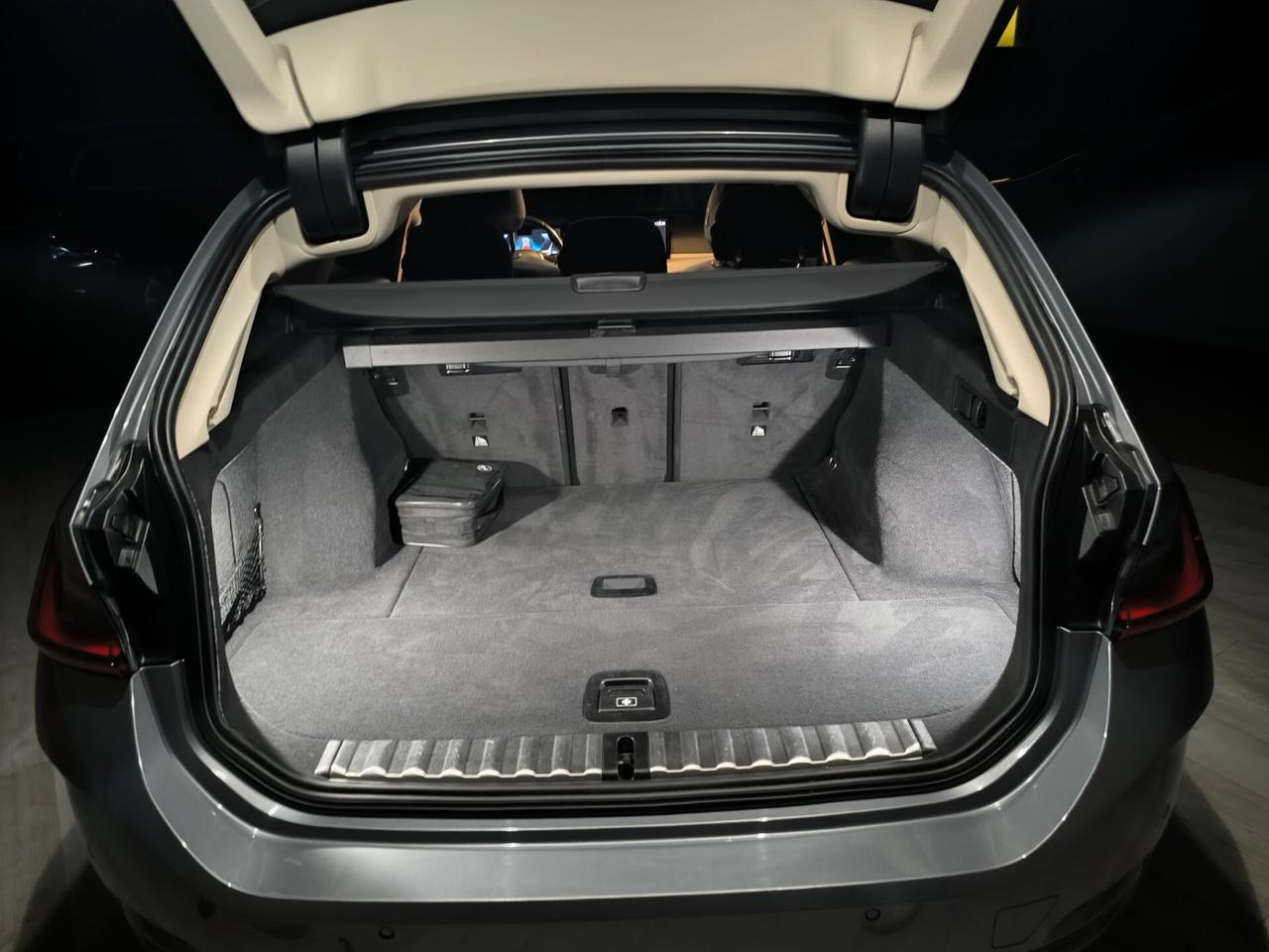 Bmw 318 318d 48V Touring
