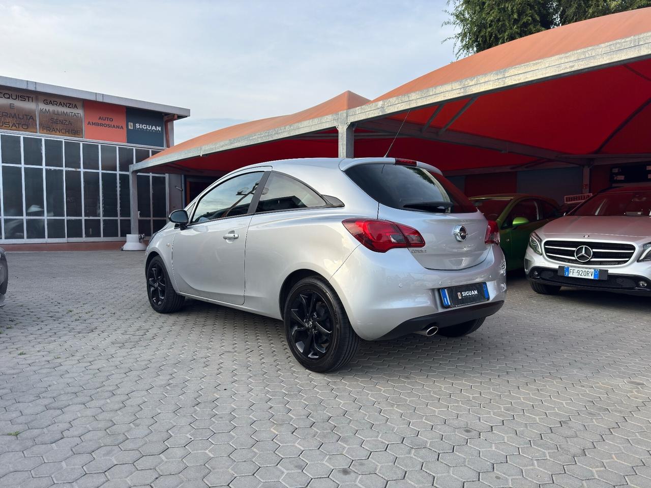 Opel Corsa ADATTA A NEOPATENTATI 1.4 16V 3 porte b-color