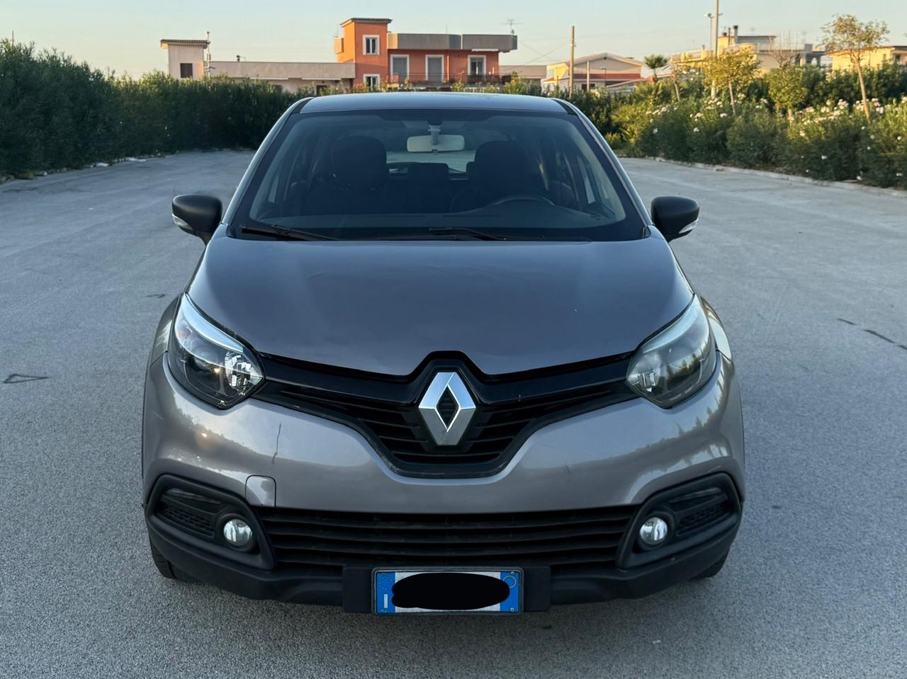 Renault Captur 1.5 Diesel 90CV 12 mesi di garanzia