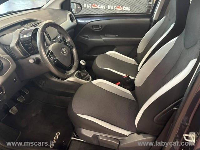 TOYOTA Aygo 1.0 VVT-i 69 CV 3p. x-play