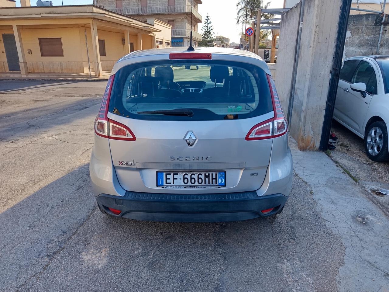 Renault Scenic X-Mod 1.5 dCi 110CV