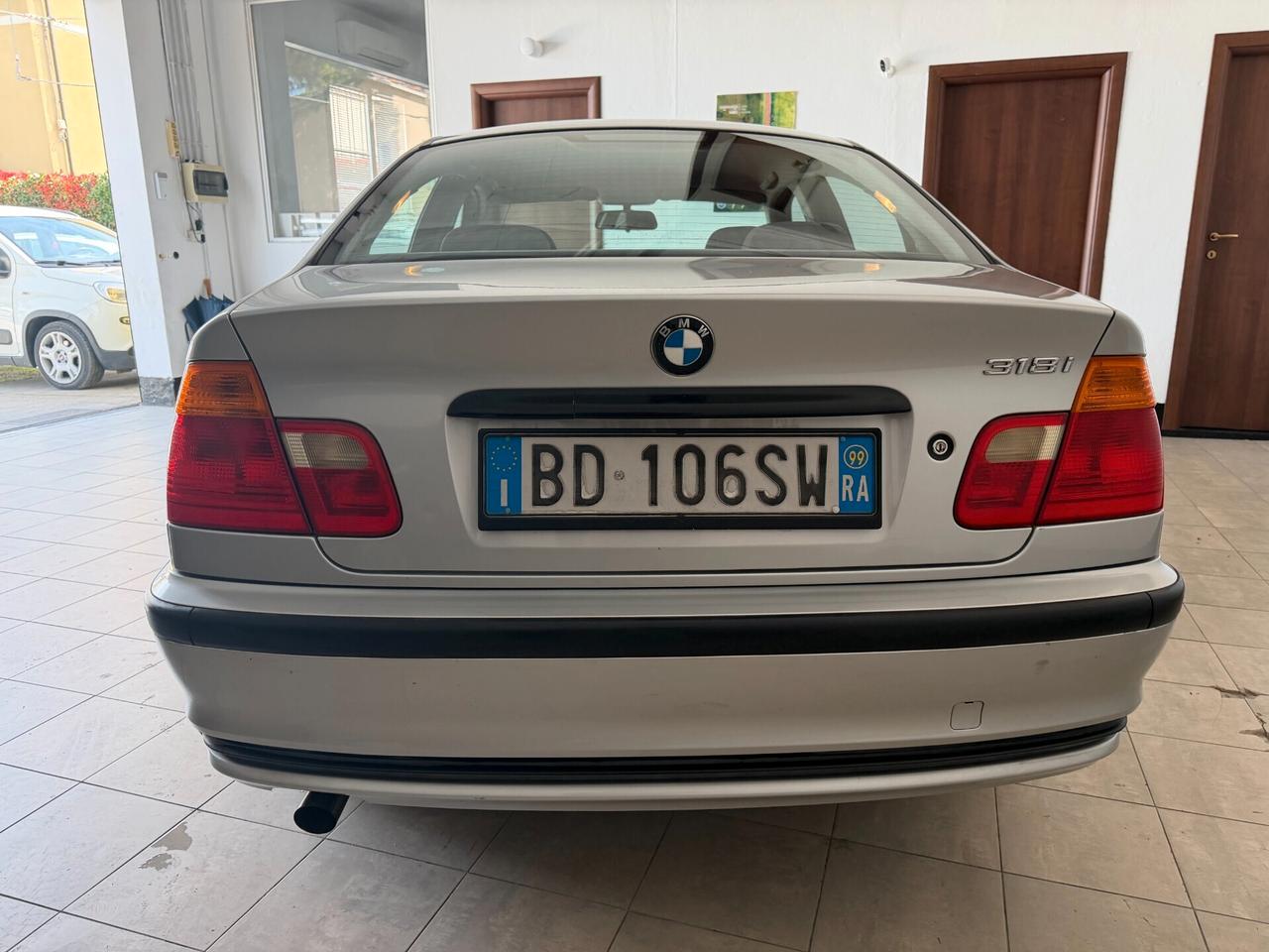 Bmw 318I 1999 cat 4 porte Eletta SOLI 90000KM