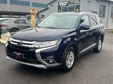 Mitsubishi Outlander 2.2 DI-D 4WD Intense