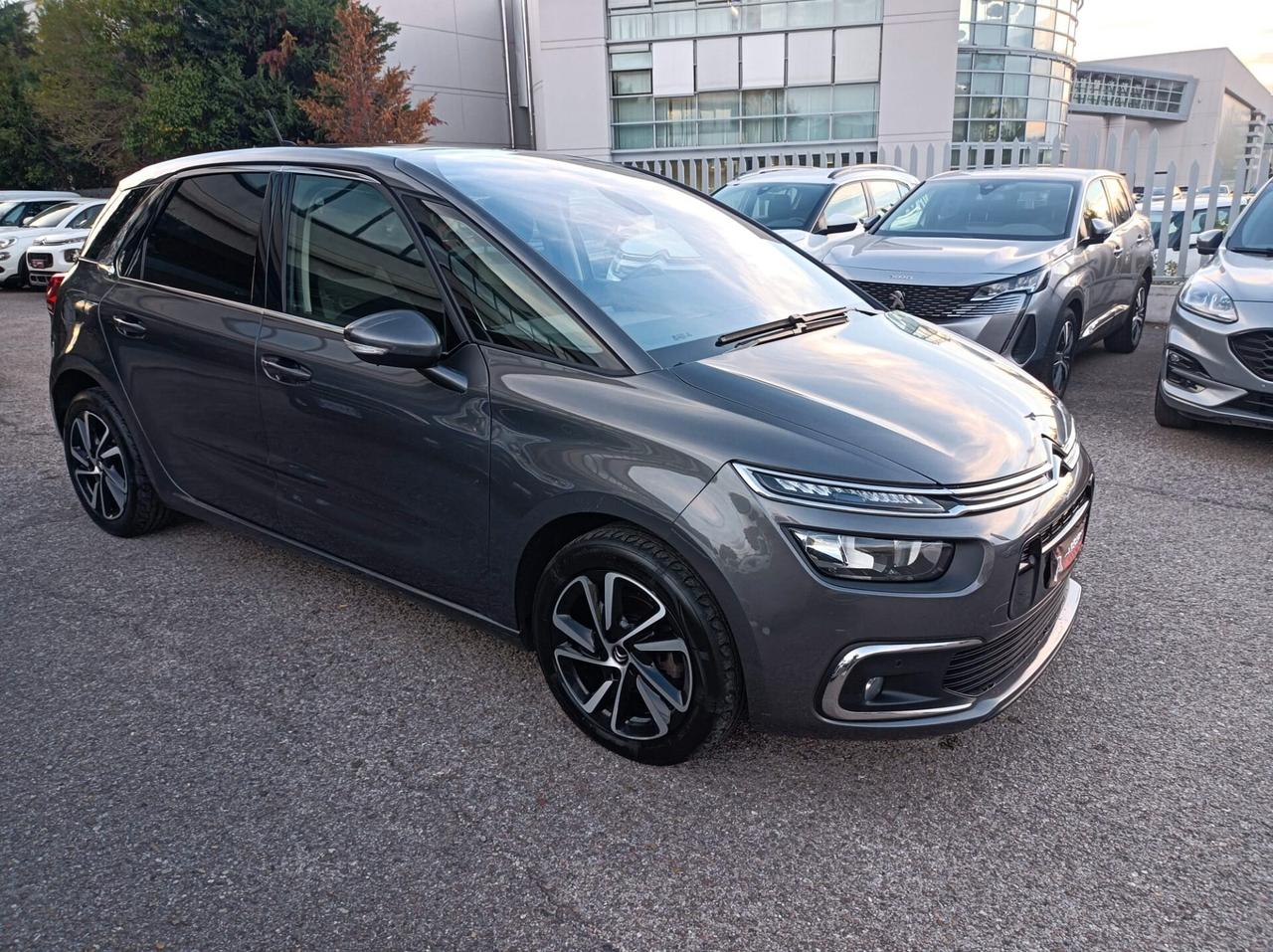 Citroen C4 SpaceTourer PureTech 130 S&S Live