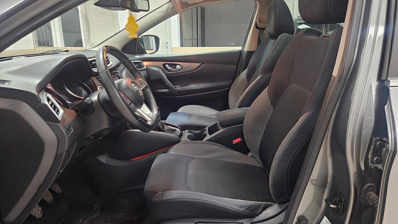 Nissan Qashqai 1.5 dCi N-Connecta