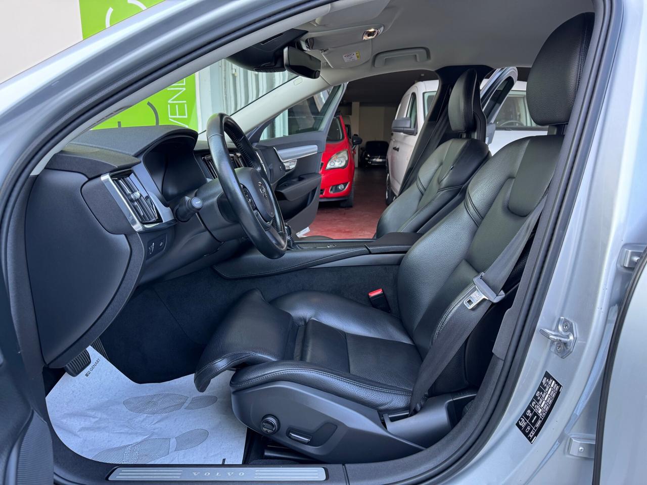 Volvo S90 2.0 d4 Business+ AUTO GARANZIA 24 MESI