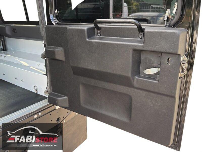 Land Rover Defender Defender 90 2.2 TD4 122 Cv SW - Cerchi, Clima, Radio ecc